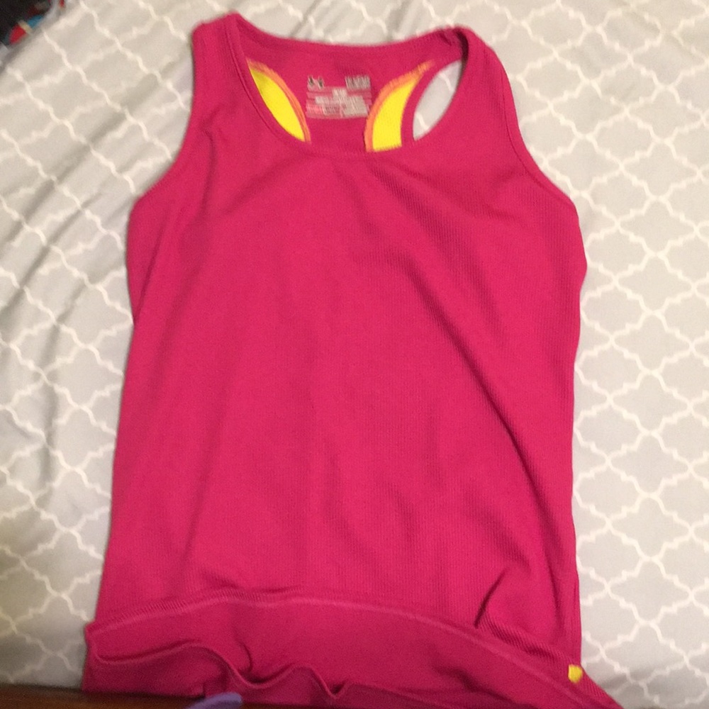I am selling an under armor tanks top.